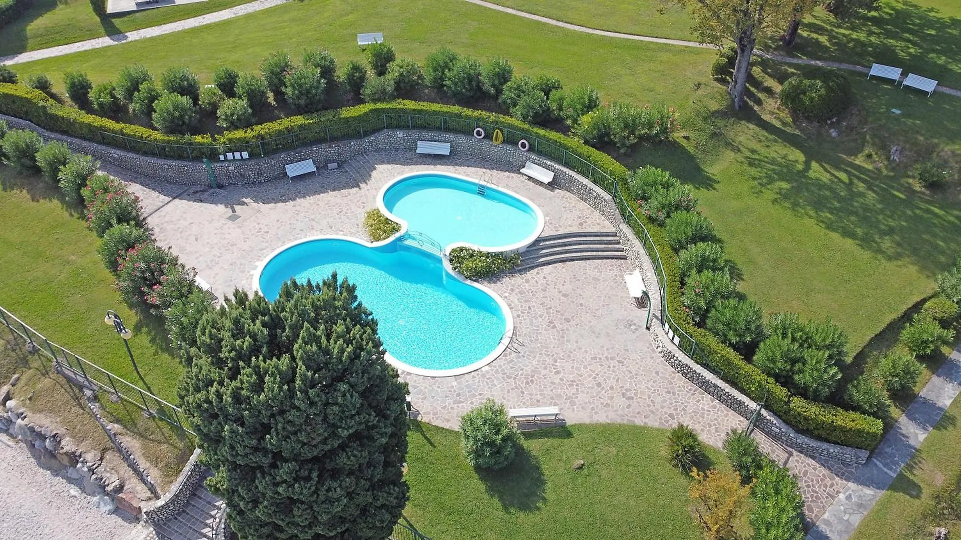Specchio Sul Lago Manerba del Garda Apartment