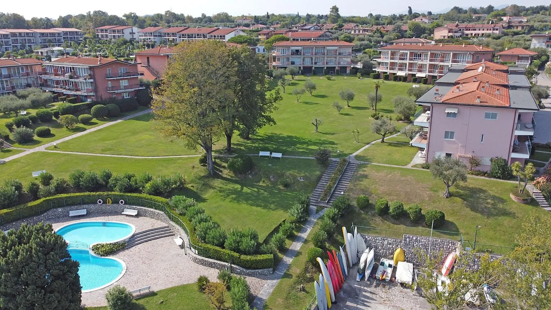Specchio Sul Lago Manerba del Garda